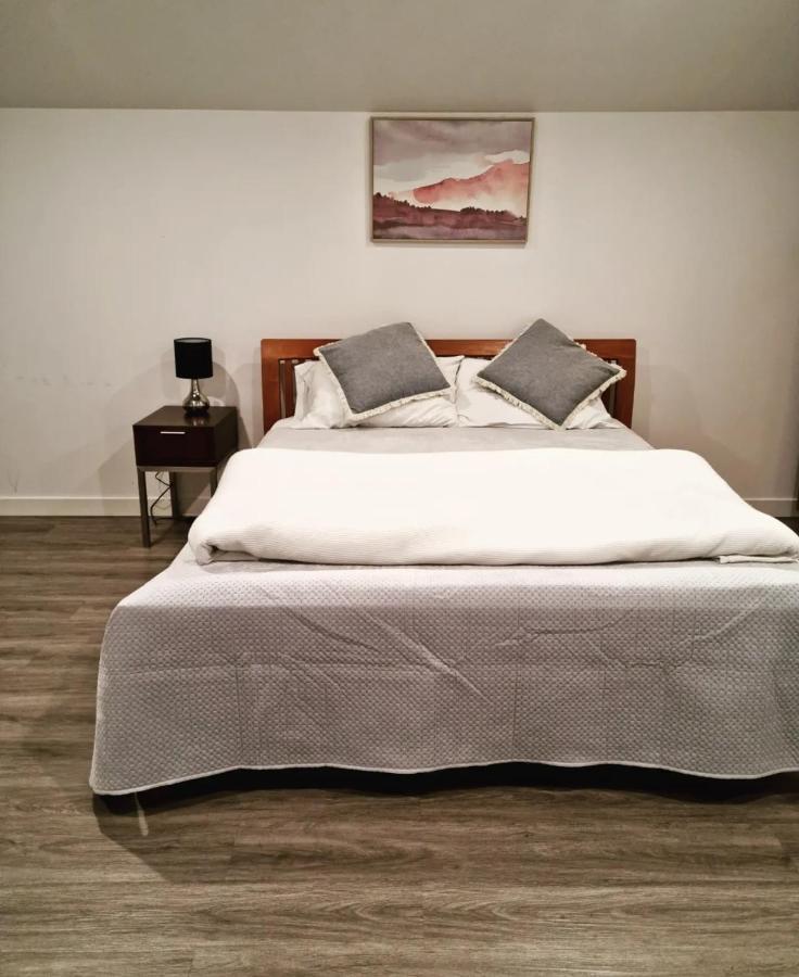 Modern & Cosy Studio Unit On Island Bay Beachfront Веллингтон Экстерьер фото